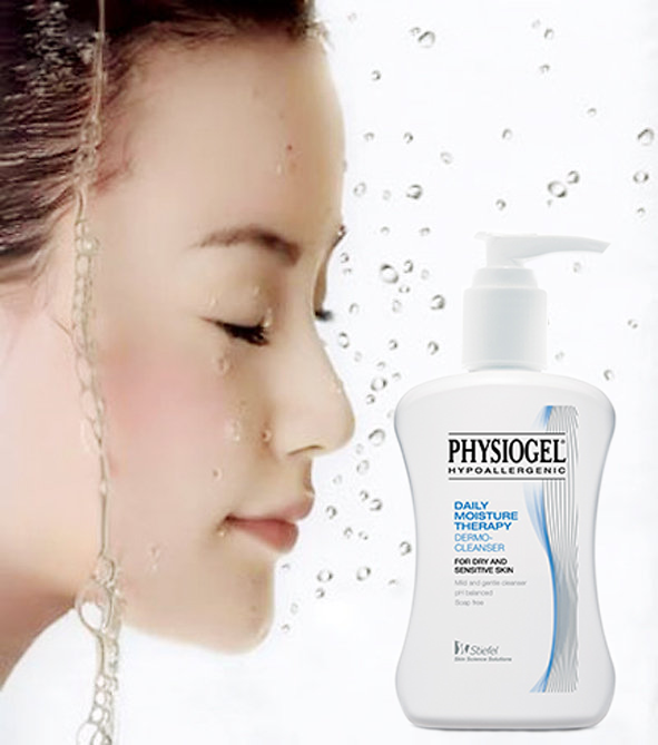 Physiogel giúp lấy sạch bụi bẩn và dầu thừa trên da
